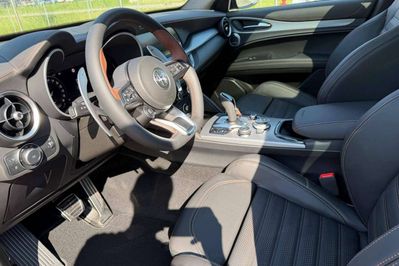 Alfa Romeo Stelvio Turbo Intensa Q4
