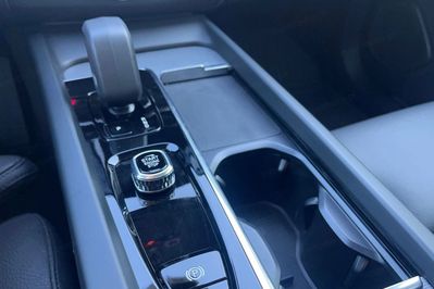Volvo XC60 T6 Plug-in Hybrid AWD Plus Dark