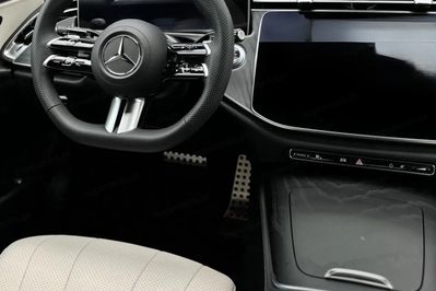 Mercedes E Klasa 300 e  4-Matic AMG
