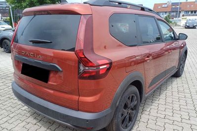 Dacia Jogger Extreme 5-miejsc 1.6 Full Hybrid