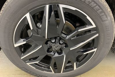 Peugeot 3008 GT 1.2 mHEV e-DCS6