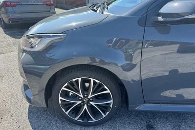 Toyota Yaris Style 1.5 Hybrid