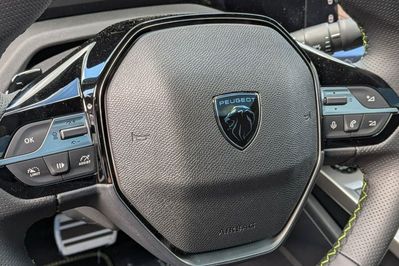 Peugeot 408 GT S&S e-DCS6 1.2 PureTech mHEV