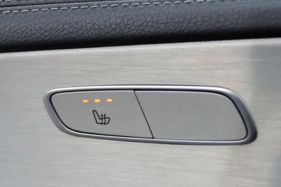 Mercedes E Klasa E 220 d 4-Matic AMG/Avantgarde