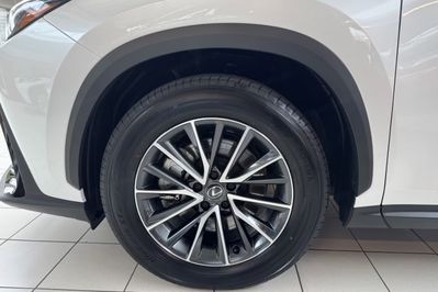 Lexus NX 350h Prestige