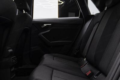 Audi A3 35 TFSI mHEV S tronic