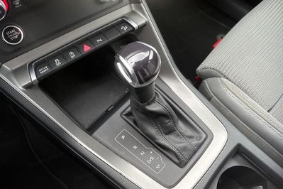 Audi Q3 35 TFSI mHEV S-Line S tronic