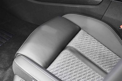 Peugeot 408 Allure S&S e-DCS6 1.2 PureTech mHEV