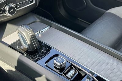 Volvo XC60 B4 D AWD R-Design