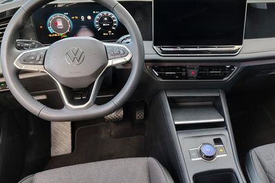 Volkswagen Tiguan Life Plus 2.0 TDI  DSG