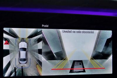 Mercedes E Klasa E 220 d 4-Matic AMG/Avantgarde