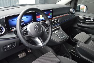 Mercedes V Klasa V250d Długi Style 9G-Tronic
