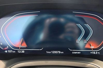 BMW Seria 3 318i M Sport aut
