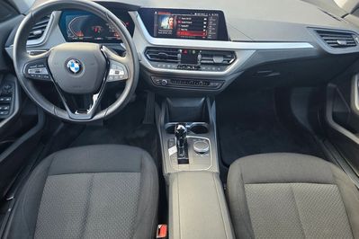 BMW Seria 1 118i Advantage