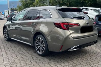 Toyota Corolla Style 1.8 Hybrid
