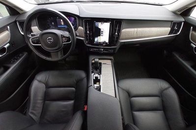 Volvo V90 B4 D AWD Momentum aut