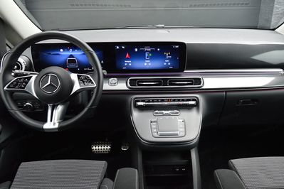 Mercedes V Klasa V250d Długi Style 9G-Tronic