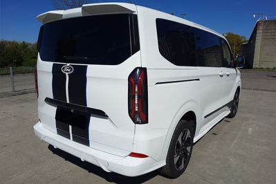 Ford Tourneo Custom 320 L1H1 Sport A8