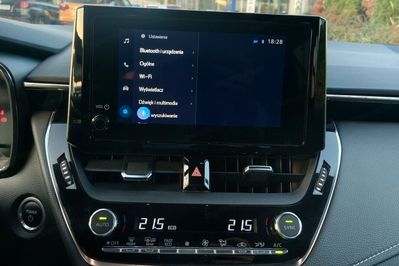 Suzuki Swace 1.8 Hybrid Premium Plus CVT