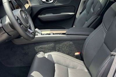 Volvo XC60 B5 AWD Ultra Bright