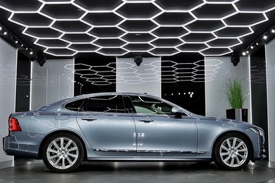 Volvo S90 T8 AWD Plug-In Hybrid Inscription aut