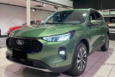 Ford Kuga Titanium 2.5 FHEV