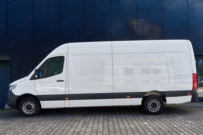 Mercedes Sprinter 319 CDI Długi 9G-TRONIC