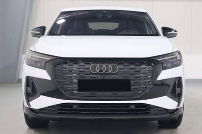 Audi Q4 e-tron 45 quattro S Line Edition Sportback