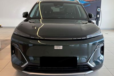 Geely Starray EM-i 1.5 PHEV Pro