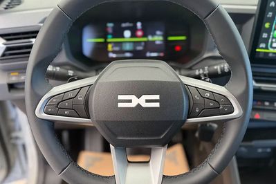 Dacia Duster Expression 1.2 TCe Hybrid-G 4x4 LPG