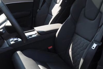 Volvo XC90 T8 AWD Plug-In Hybrid Ultra Bright 7os