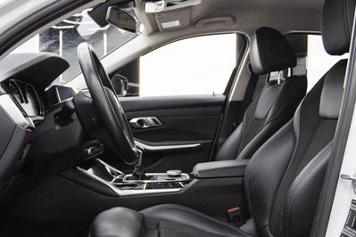 BMW Seria 3 318d Sport Line