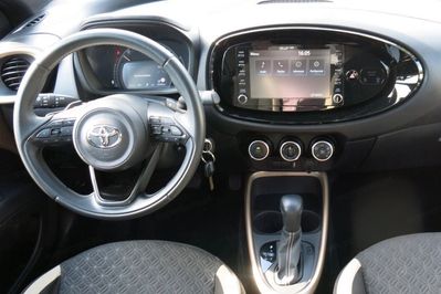 Toyota Aygo X 1.0 Vvt-i Style Cvt