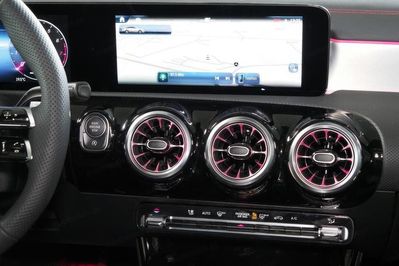 Mercedes CLA 250 4-Matic AMG Line Shooting Brake