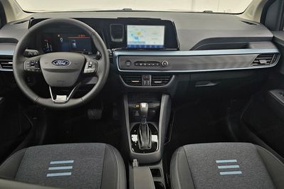 Ford Tourneo Courier Active A7