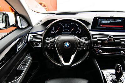BMW Seria 6 Gran Turismo 620d Sport Line aut