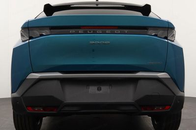 Peugeot 3008 GT Exclusive 1.2 mHEV e-DCS6