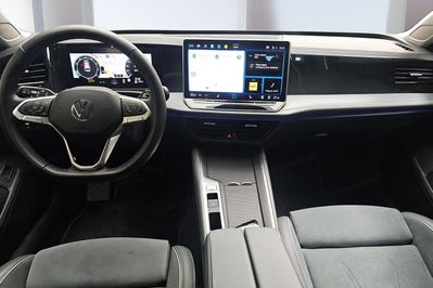 Volkswagen Passat 1.5 TSI  DSG