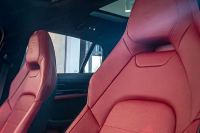 Porsche Panamera 4 E-Hybrid