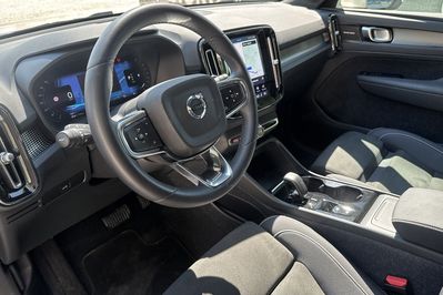 Volvo XC40 B4 AWD Plus Bright