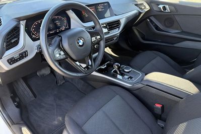 BMW Seria 1 118i Advantage