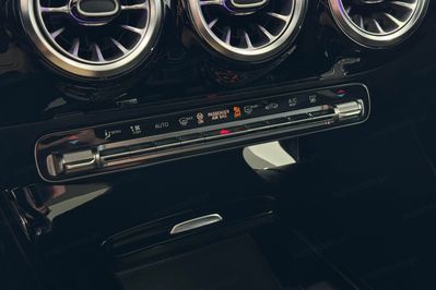 Mercedes CLA Shooting Brake 250 e AMG Line