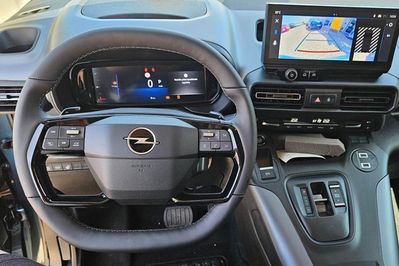 Opel Combo Kombi XL L2H1 Edition + EAT8 N1