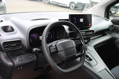 Fiat Qubo La Prima L1H1 AT