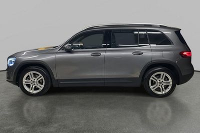 Mercedes GLB 200