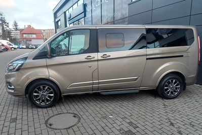 Ford Tourneo Custom L2H1 Titanium