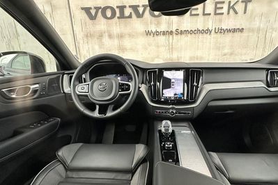 Volvo XC60 B5 B AWD Plus Black Edition aut