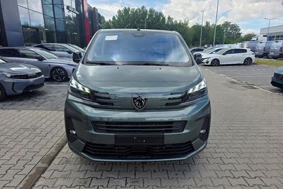 Peugeot Traveller Long L2H1 Business VIP EAT8