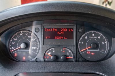 Peugeot Boxer 335 Zabudowa Brygadowa + Skrzynia