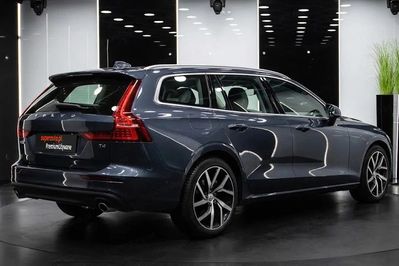 Volvo V60 T4 Momentum aut